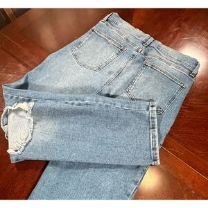 Celebrity Pink High Rise Button Fly Straight Jeans Womens 13/31 Distressed Fair
